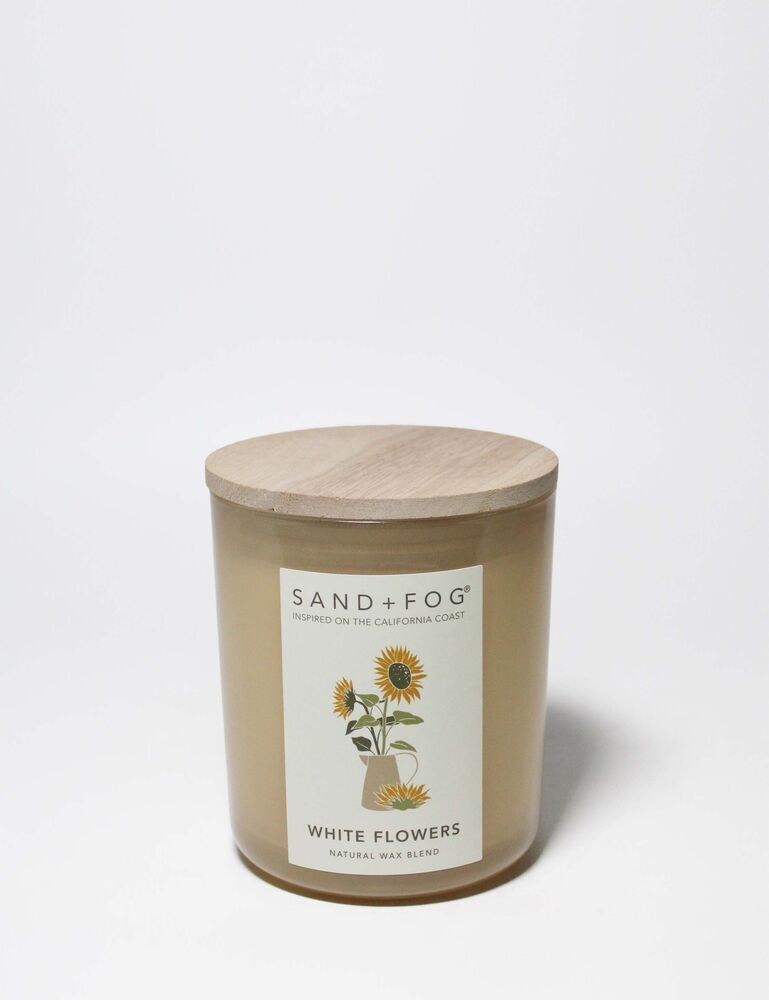 White Flowers 10 Oz Scented Candle