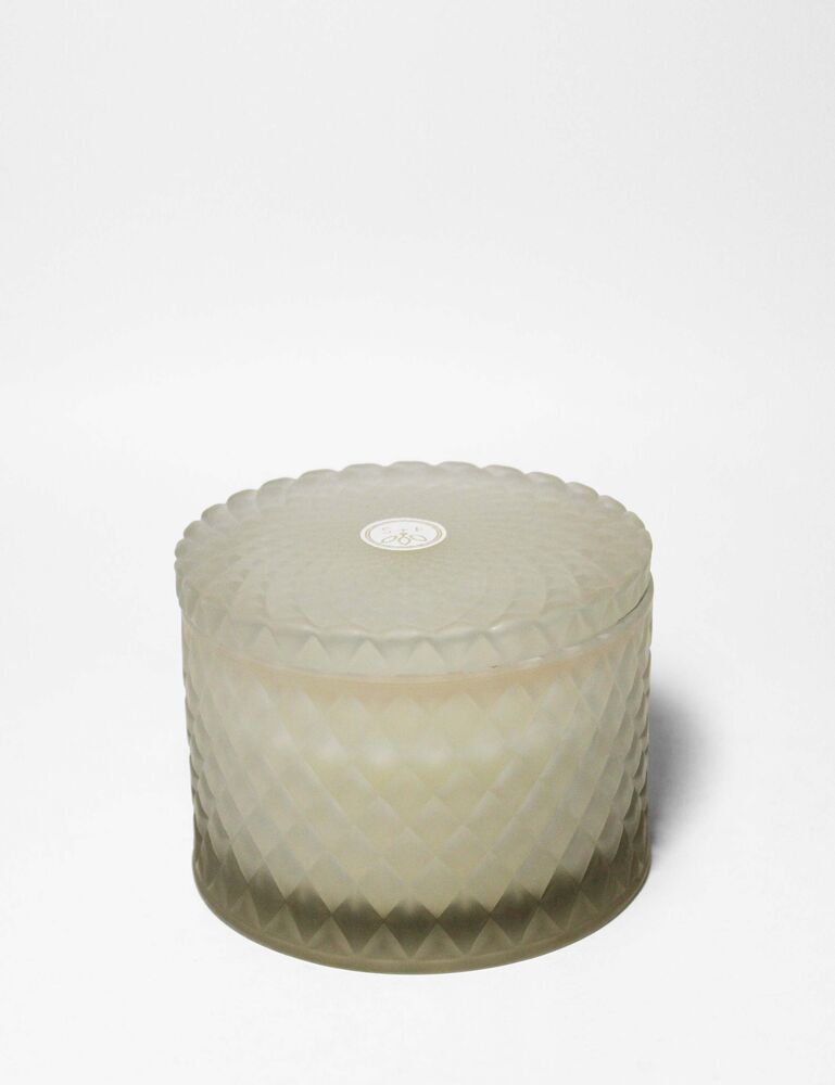 White Vanilla 9.5 Oz Scented Candle