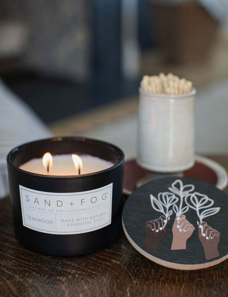 Teakwood 12 Oz Scented Candle - Image 5